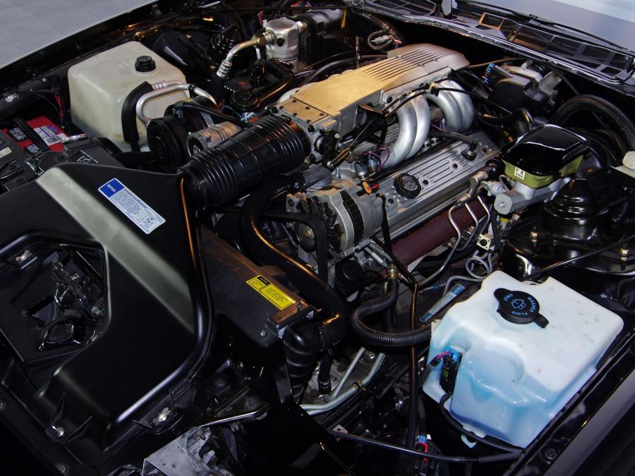  Chevrolet Camaro Z28 T-Top 1991 года  (фото 4 из 5)